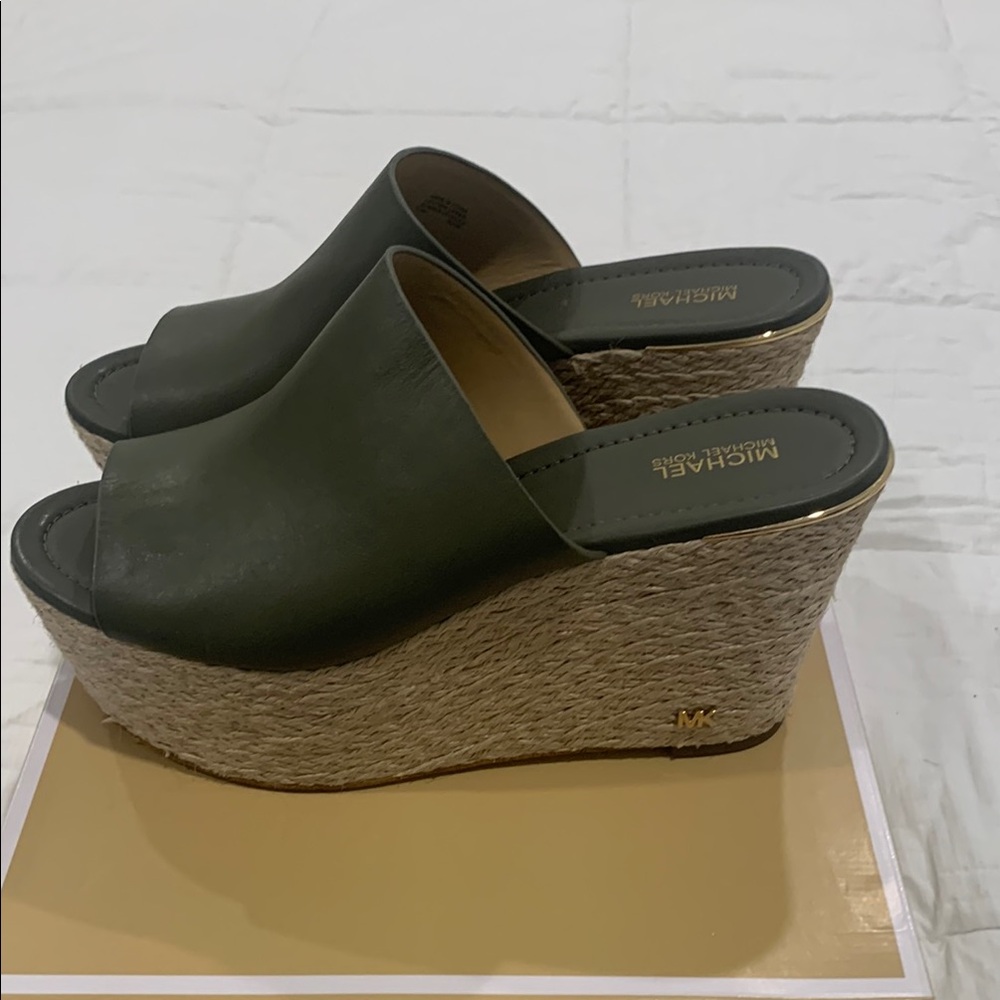 Michael Kors Olive Green Wedges Excellent condition